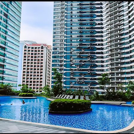 Air Residences Condominium Deluxe Манила Экстерьер фото