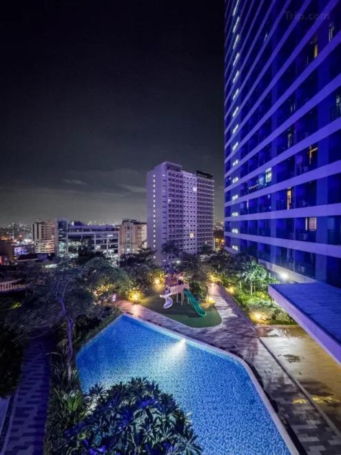 Air Residences Condominium Deluxe Манила Экстерьер фото